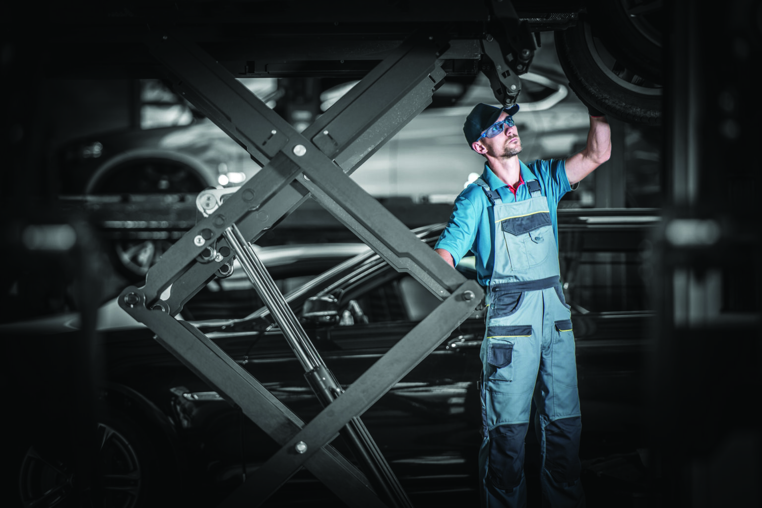 Vehicle Lift Program Canoe Procurement Group of Canada